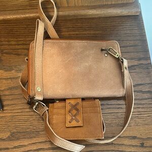 JOYN Tan Leather Crossbody Bag with Card Holder